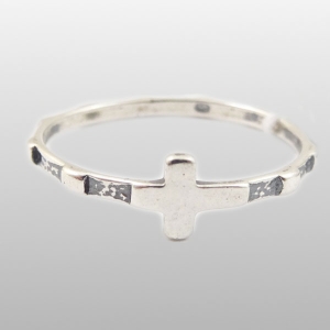 RÓŻANIEC NA PALEC ROZMIAR 14