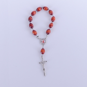 RÓŻANIEC BRANSOLETKA DREWNIANA Z ZAPINKĄ, KULKA DUŻA RUDA, ŁĄCZNIK SR. WKL. ŚW. KRZYSZTOF/ODLEW SJ
KRZYŻYK PAPIESKI