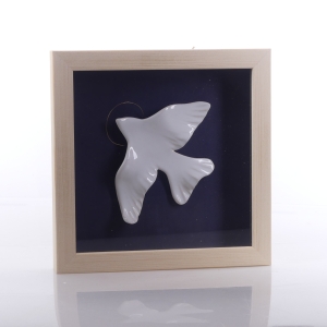GOŁĘBICA CERAMICZNA W RAMCE 22x22cm JASNA RAMKA - SOSNA