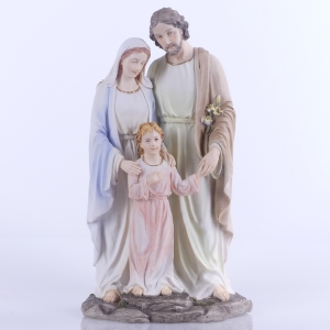 FIGURA ŚW. RODZINA WYS. 24 CM - KOLOR