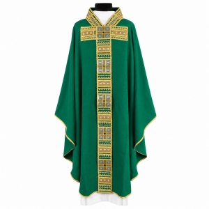 ORNAT ZIELONY KRZYŻ TAU - KAMIENIE + STUŁA + WELON NA KIELICH