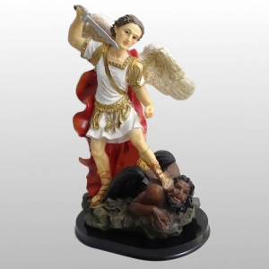 FIGURKA MICHAŁ ARCHANIOŁ 33 CM